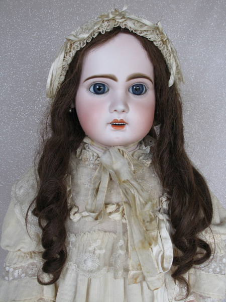 Tete Jumeau Bebe Doll